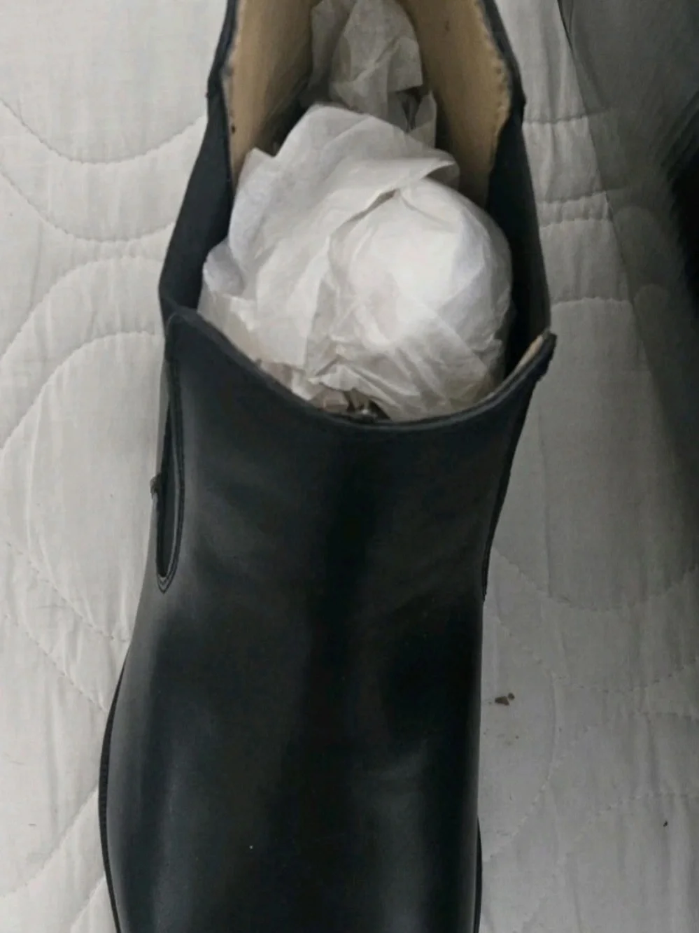 BASS Amsterdam Men's Black Chelsea Boots - Sleek Slip-On Boot